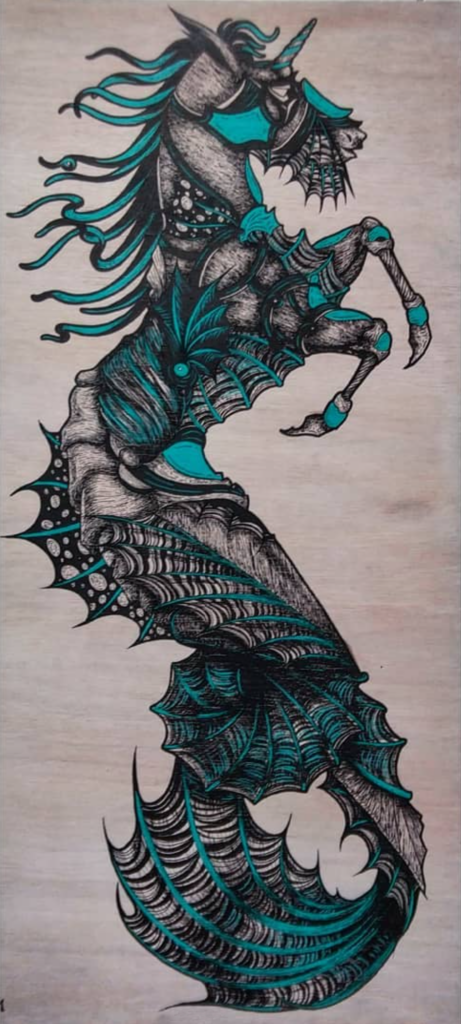 Licocampe : photo de l’œuvre réalisée au POSCA : une licorne ou un hippocampe ? Une sirène ? 